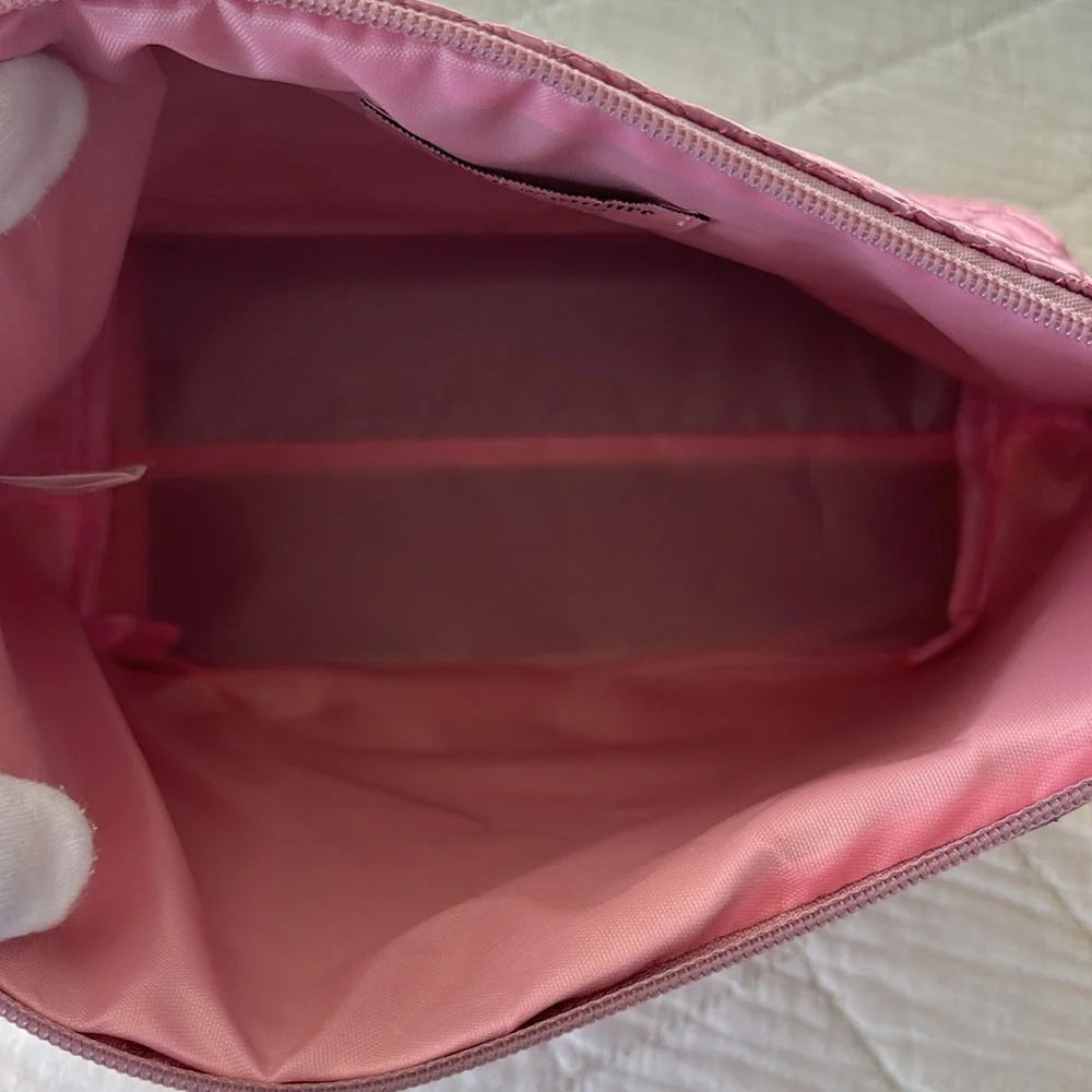Juicy Couture travel heart pouch